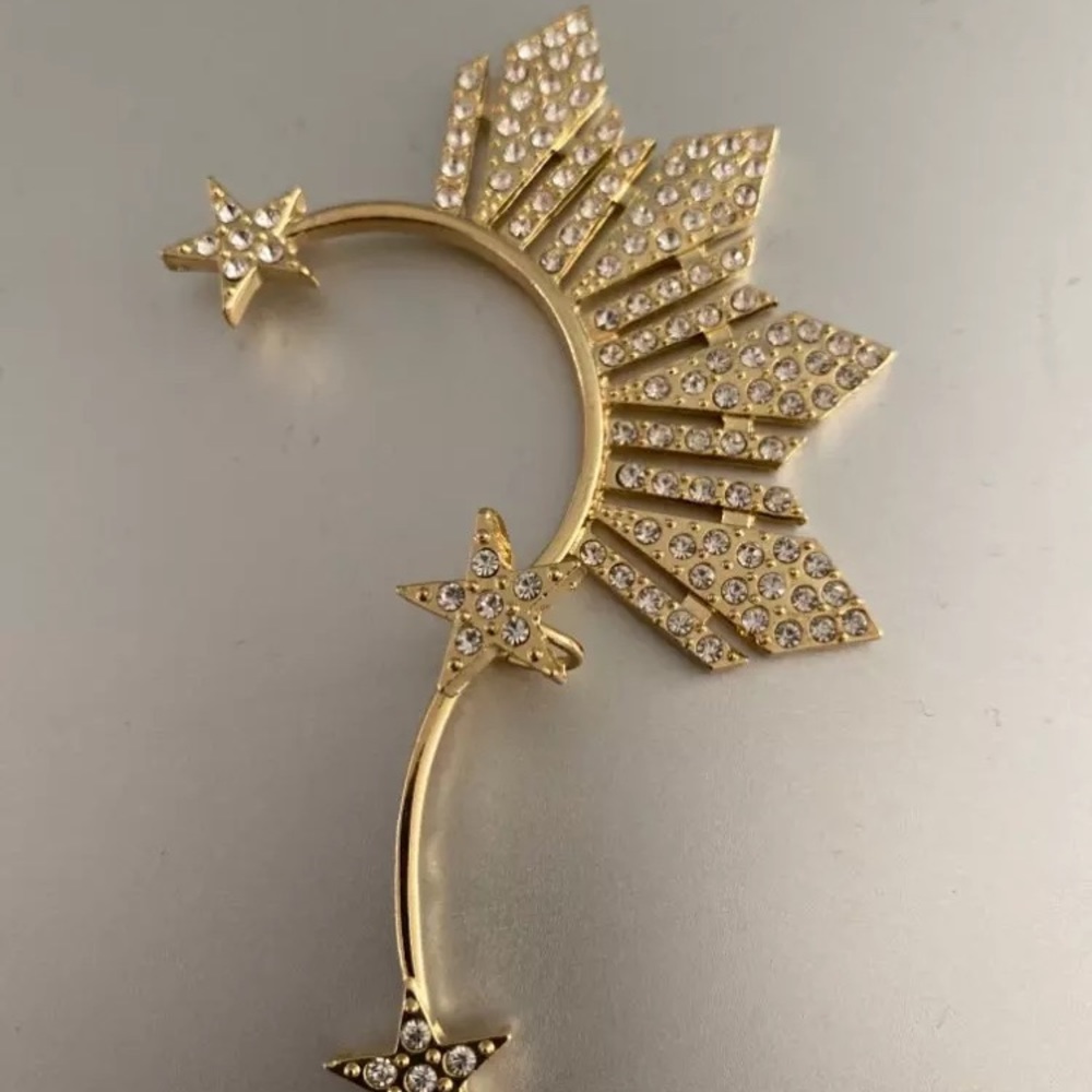 Ear Cuff - Picture 4 of 4